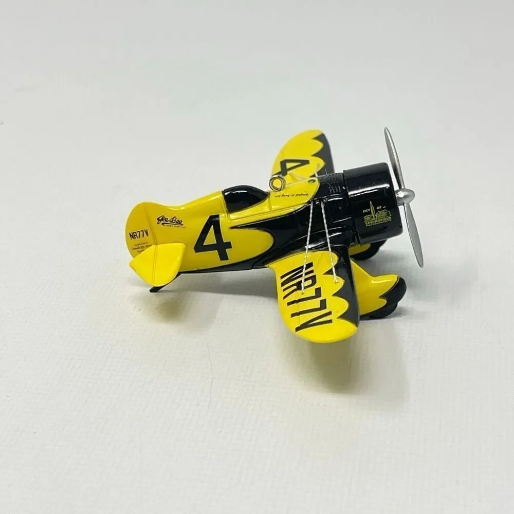 Hallmark 2013 Gee Bee Super Sportster Model Z Sky's the Limit 17th Ornament